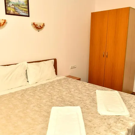 Blyan Family Hotel